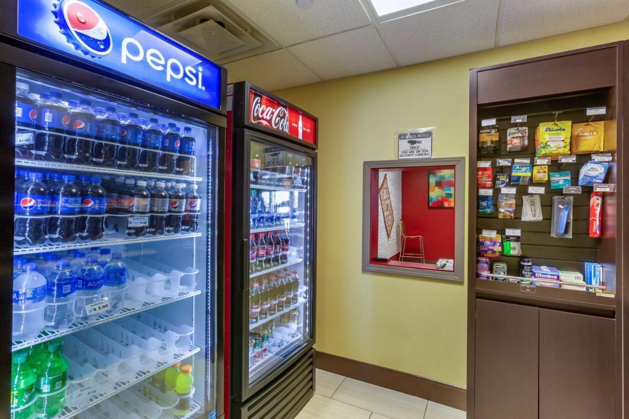 Best Western Plus Gallup Inn & Suites Экстерьер фото