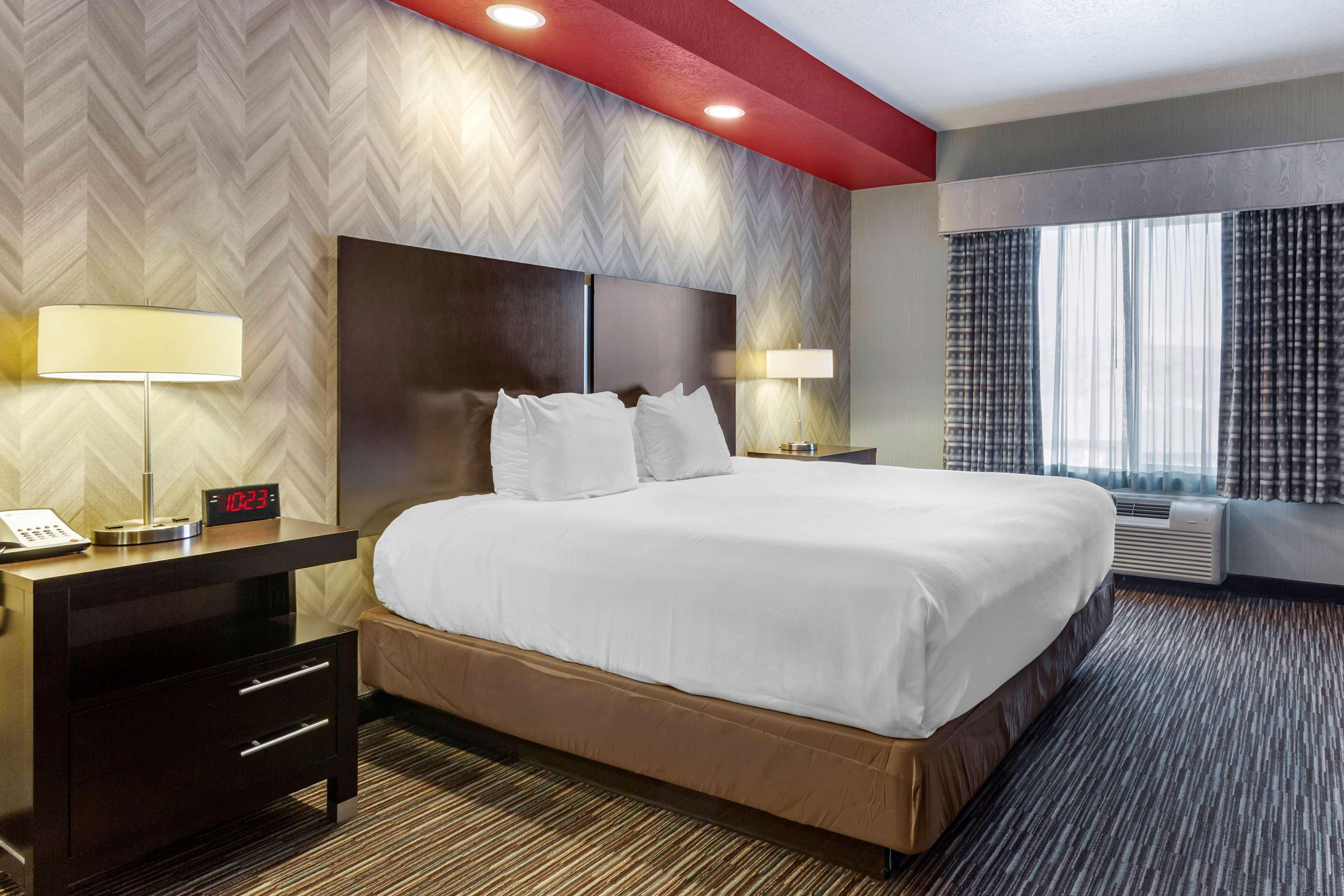 Best Western Plus Gallup Inn & Suites Экстерьер фото