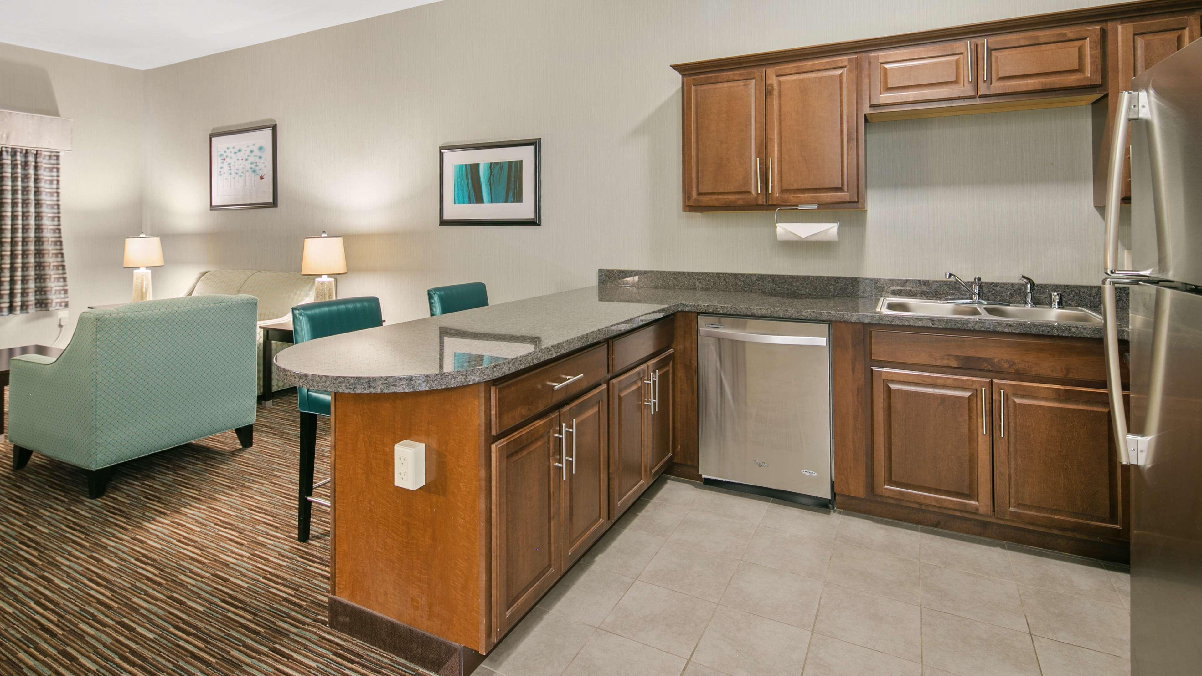Best Western Plus Gallup Inn & Suites Экстерьер фото
