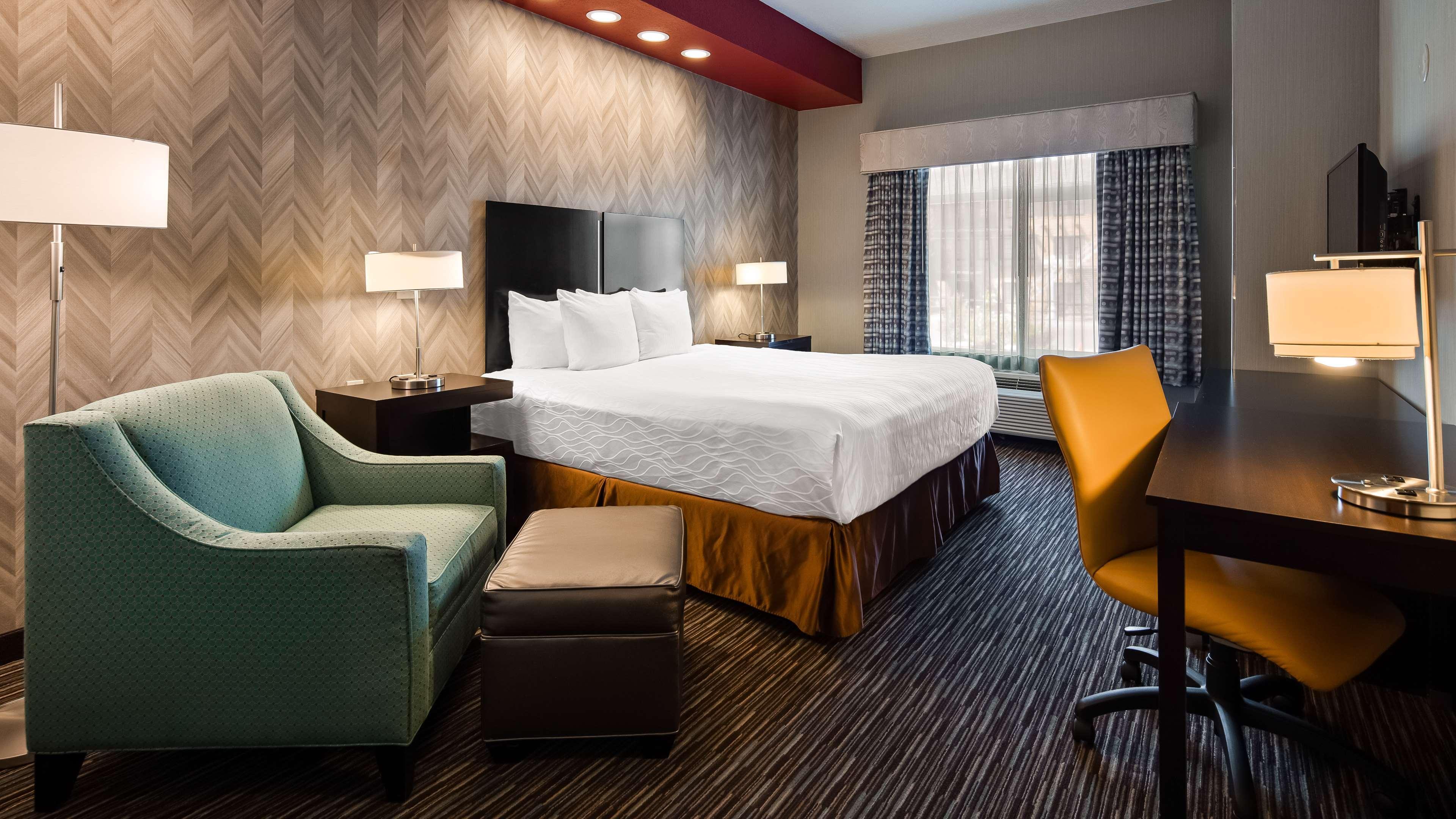 Best Western Plus Gallup Inn & Suites Экстерьер фото