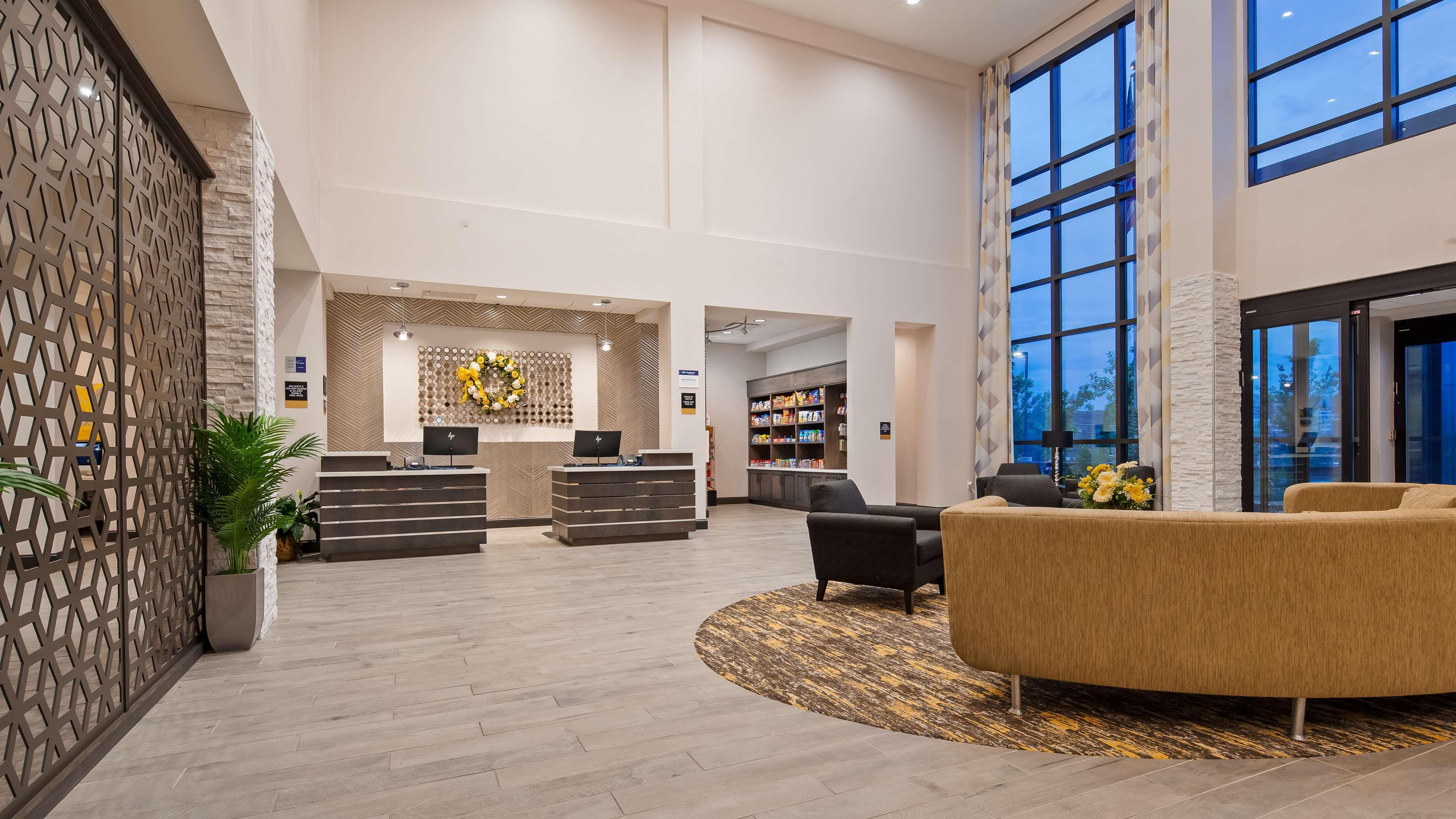Best Western Plus Gallup Inn & Suites Экстерьер фото
