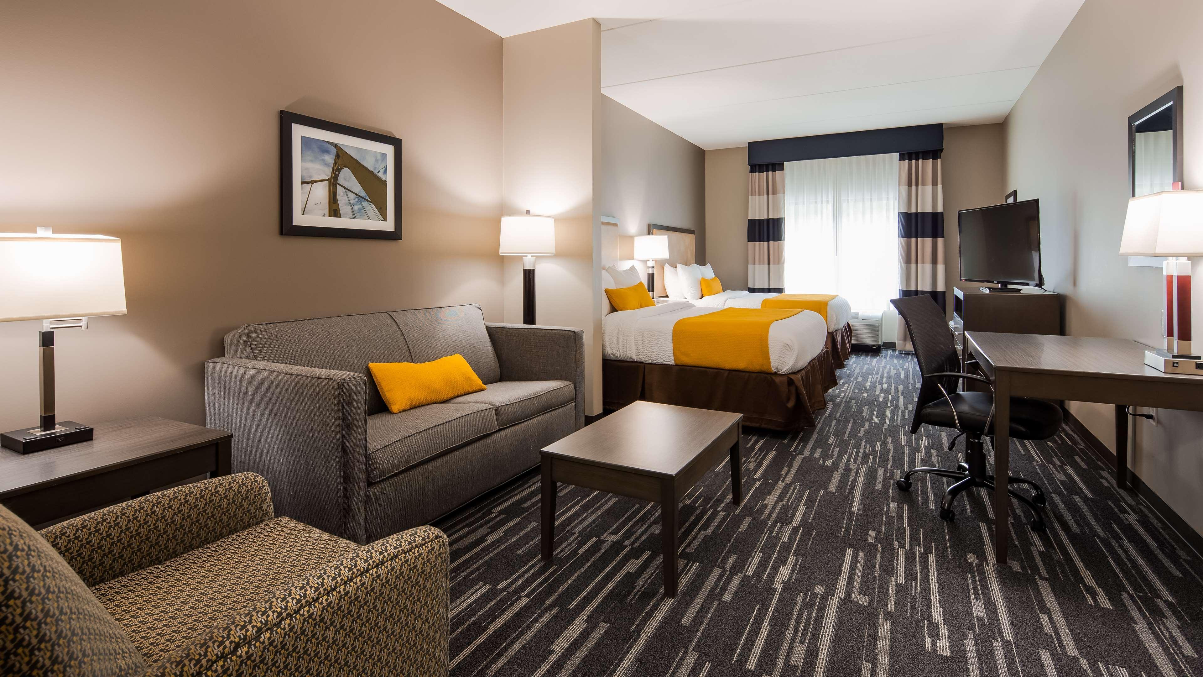 Best Western Plus Gallup Inn & Suites Экстерьер фото