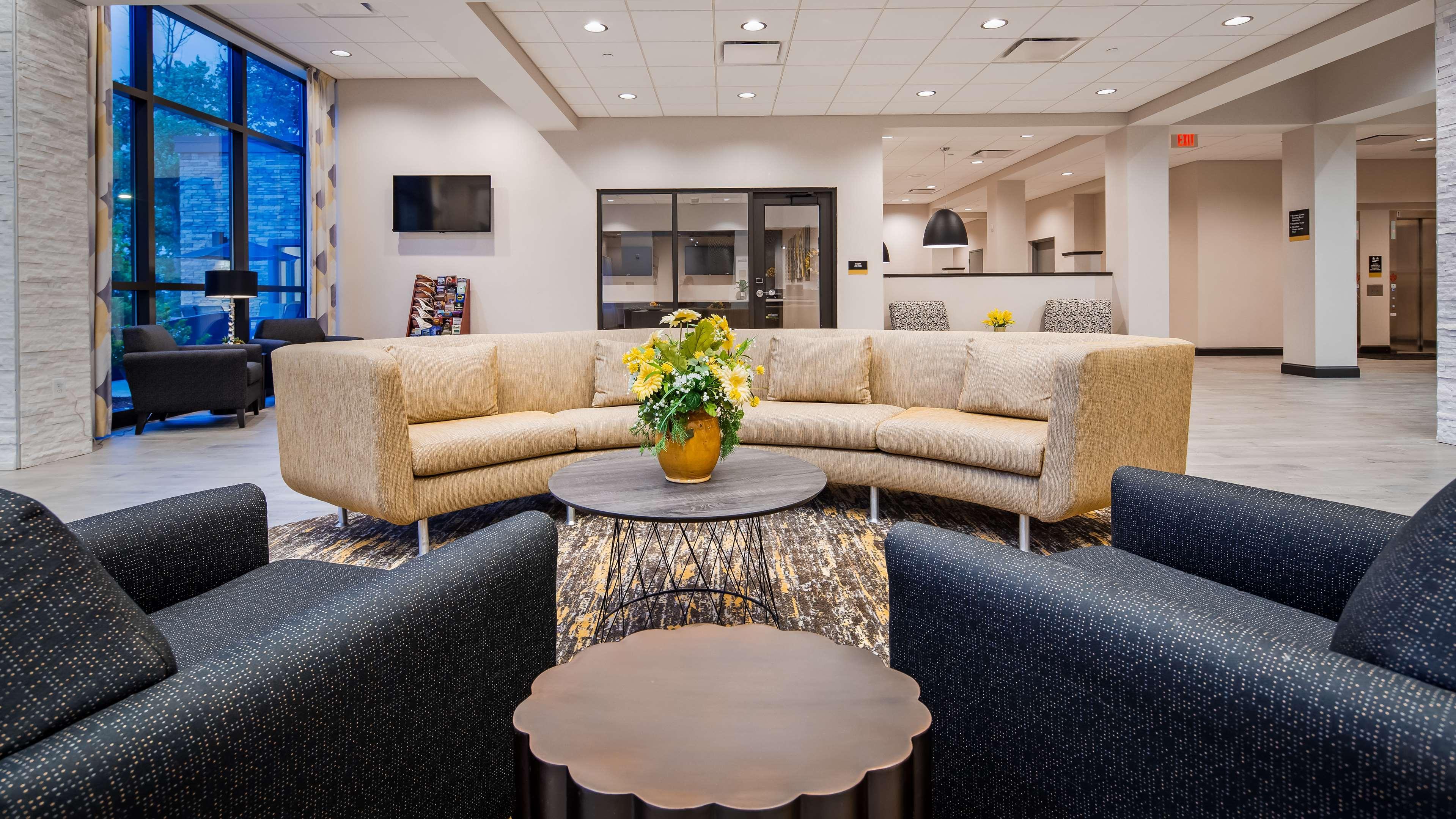 Best Western Plus Gallup Inn & Suites Экстерьер фото