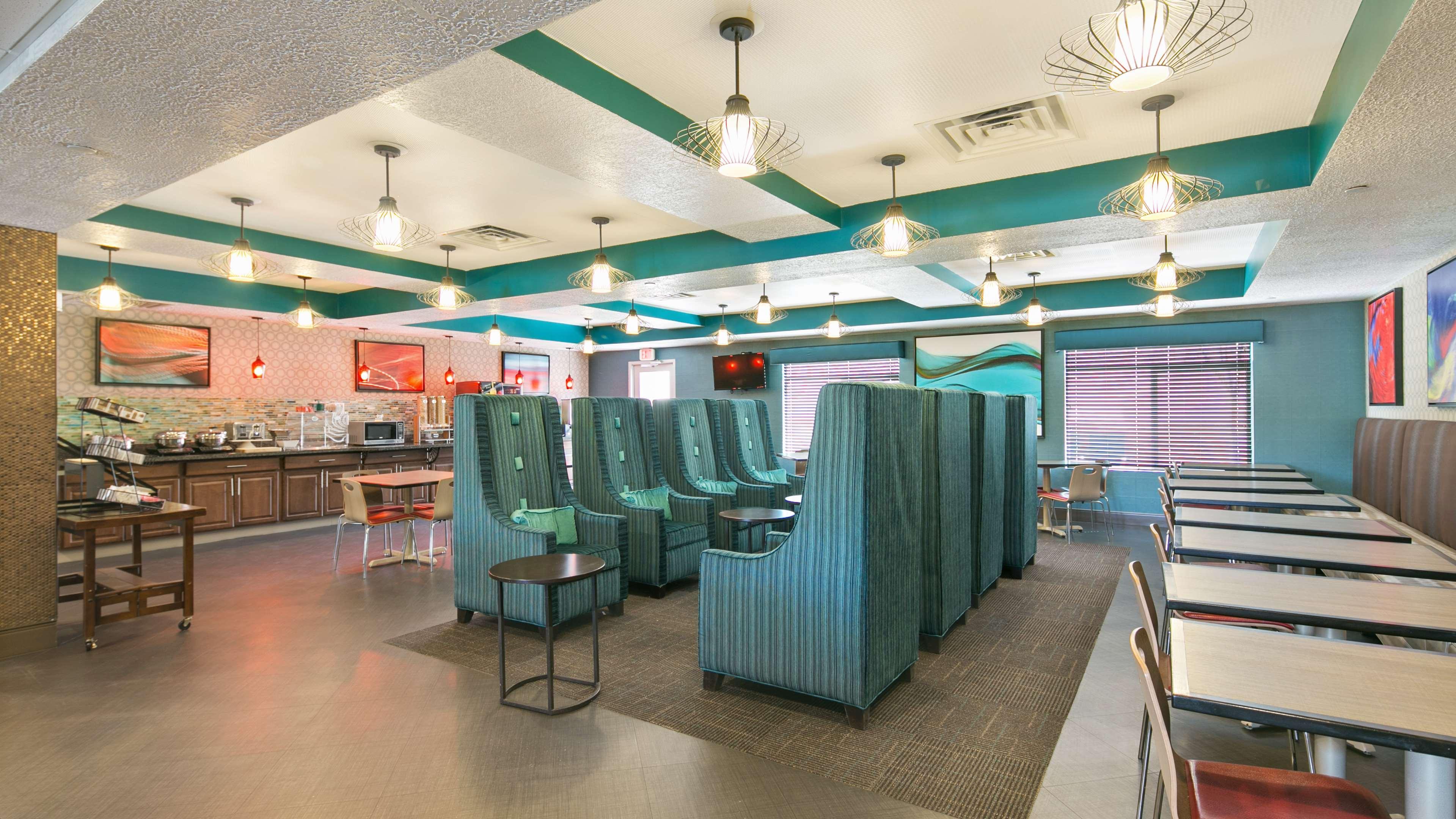 Best Western Plus Gallup Inn & Suites Экстерьер фото