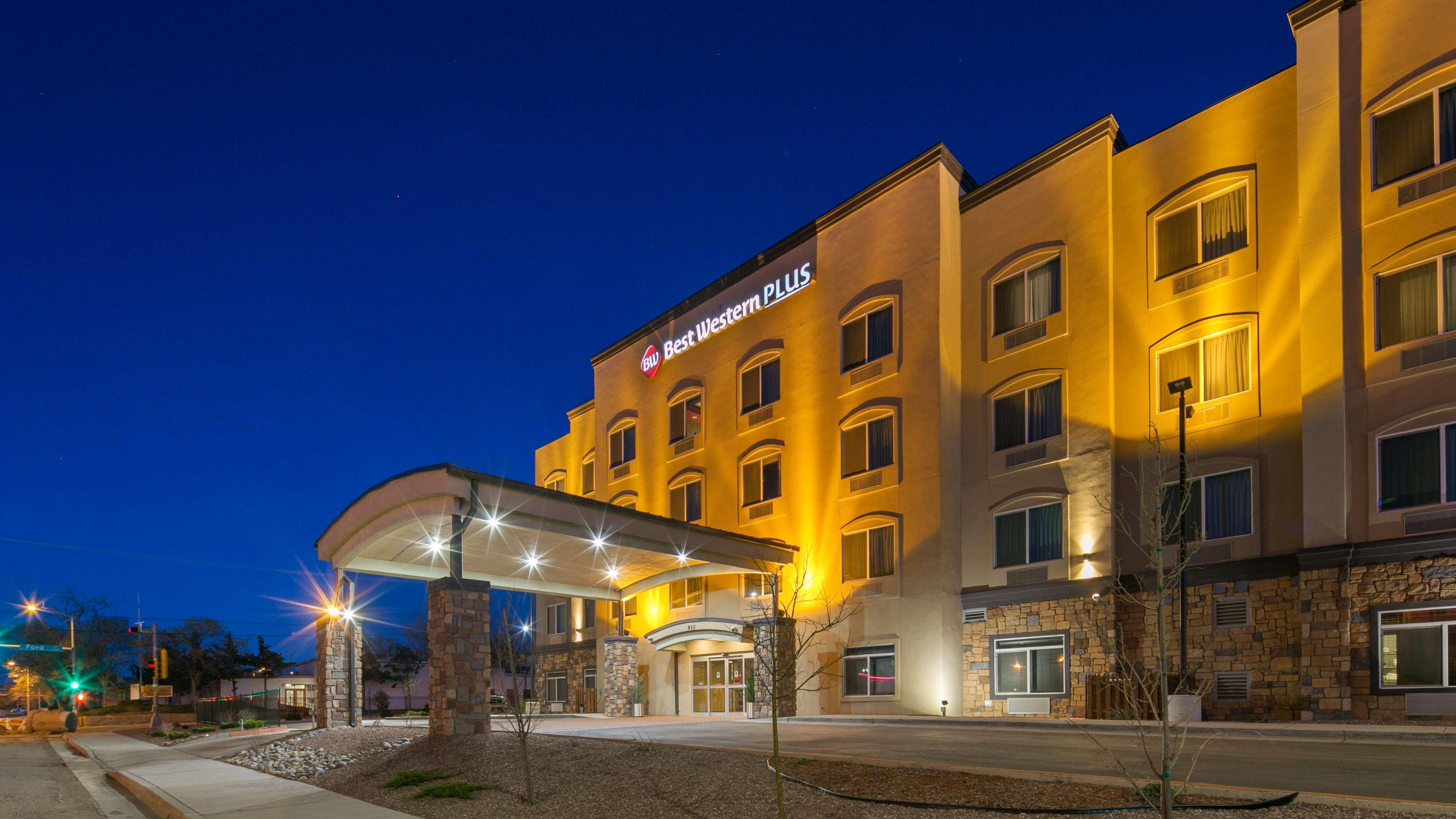 Best Western Plus Gallup Inn & Suites Экстерьер фото